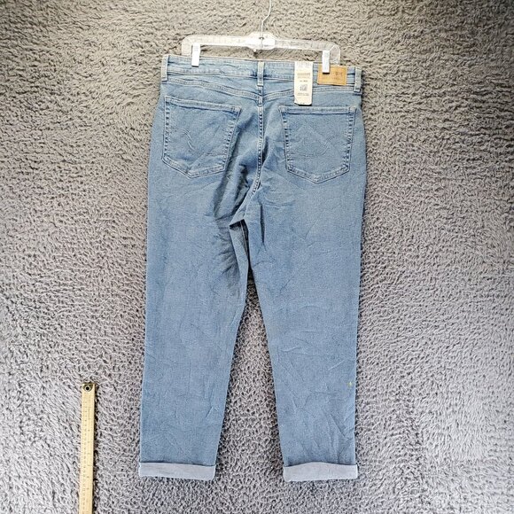 Signature By Levi Strauss Jeans Womens 16 Light Blue Mid-Rise Boyfriend *NWT* - Picture 15 of 15